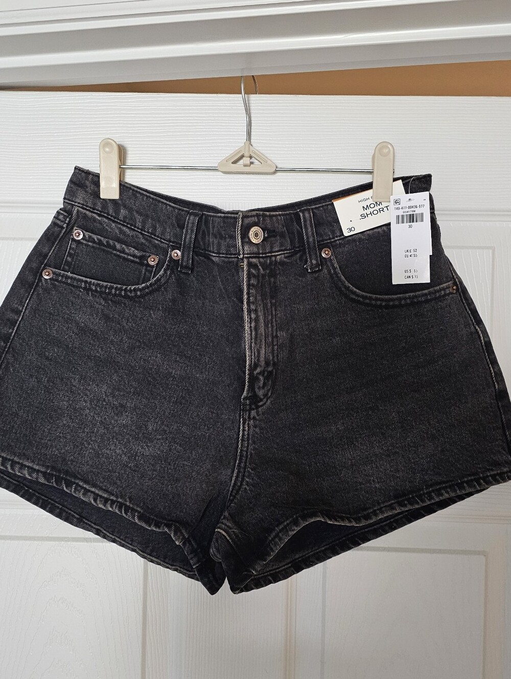 Abercombie & Fitch - High Rise Mom Short  - WASHED BLACK - 30 - Picture 2 of 4